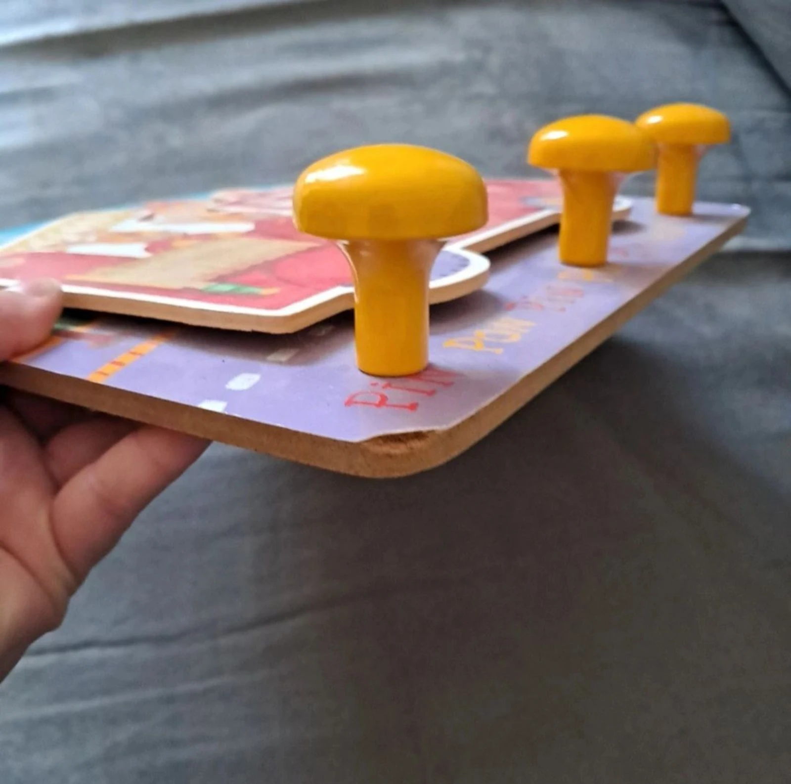 Suporte para casaco infantil bombeiro – photo 3